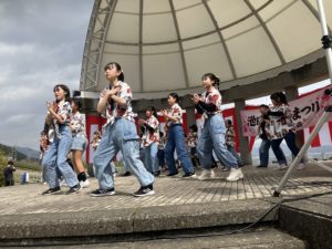 ダンスクラブが池田さくら祭りイベントで演技を披露！　